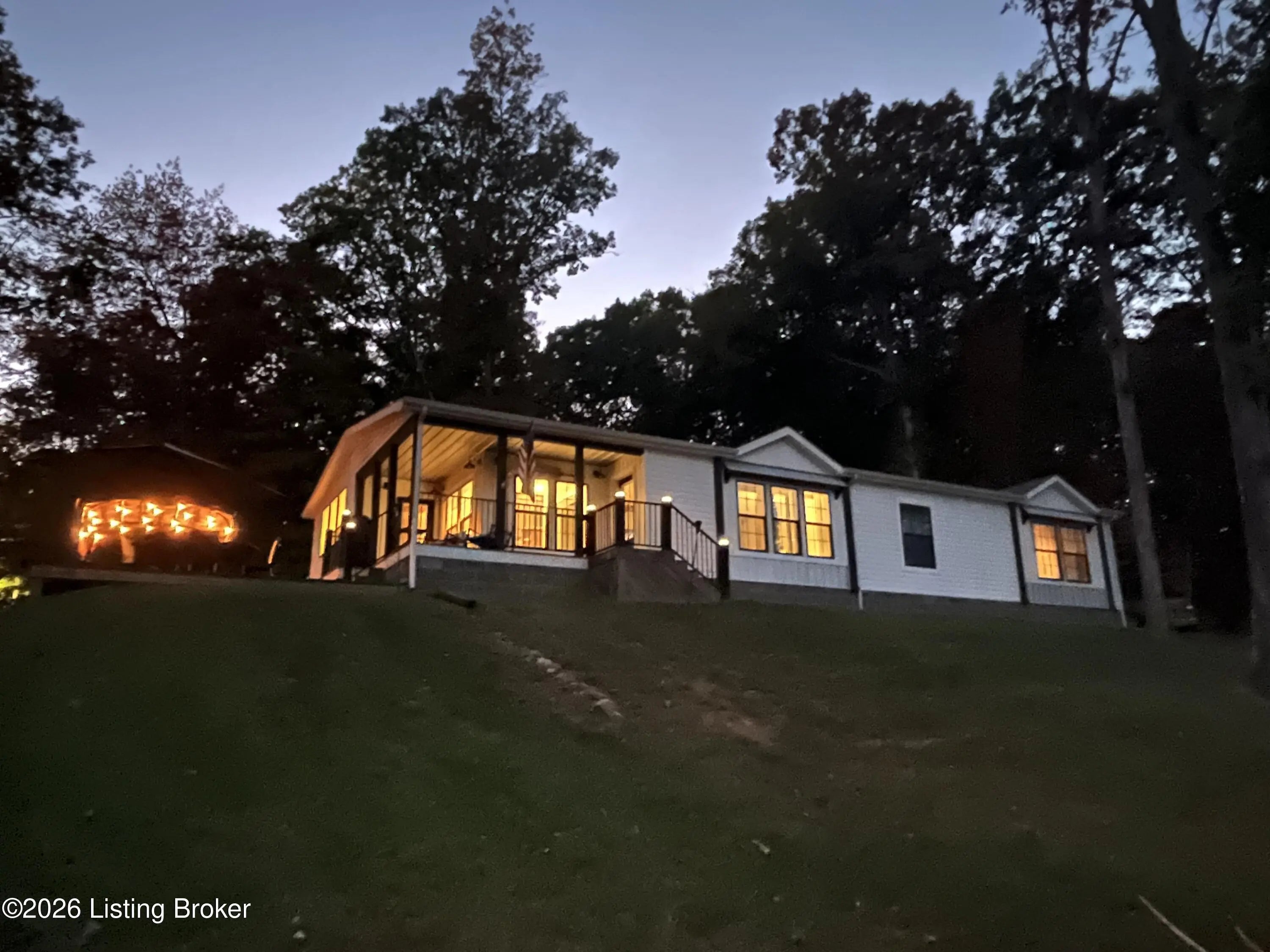 Photo of Listing #1706149