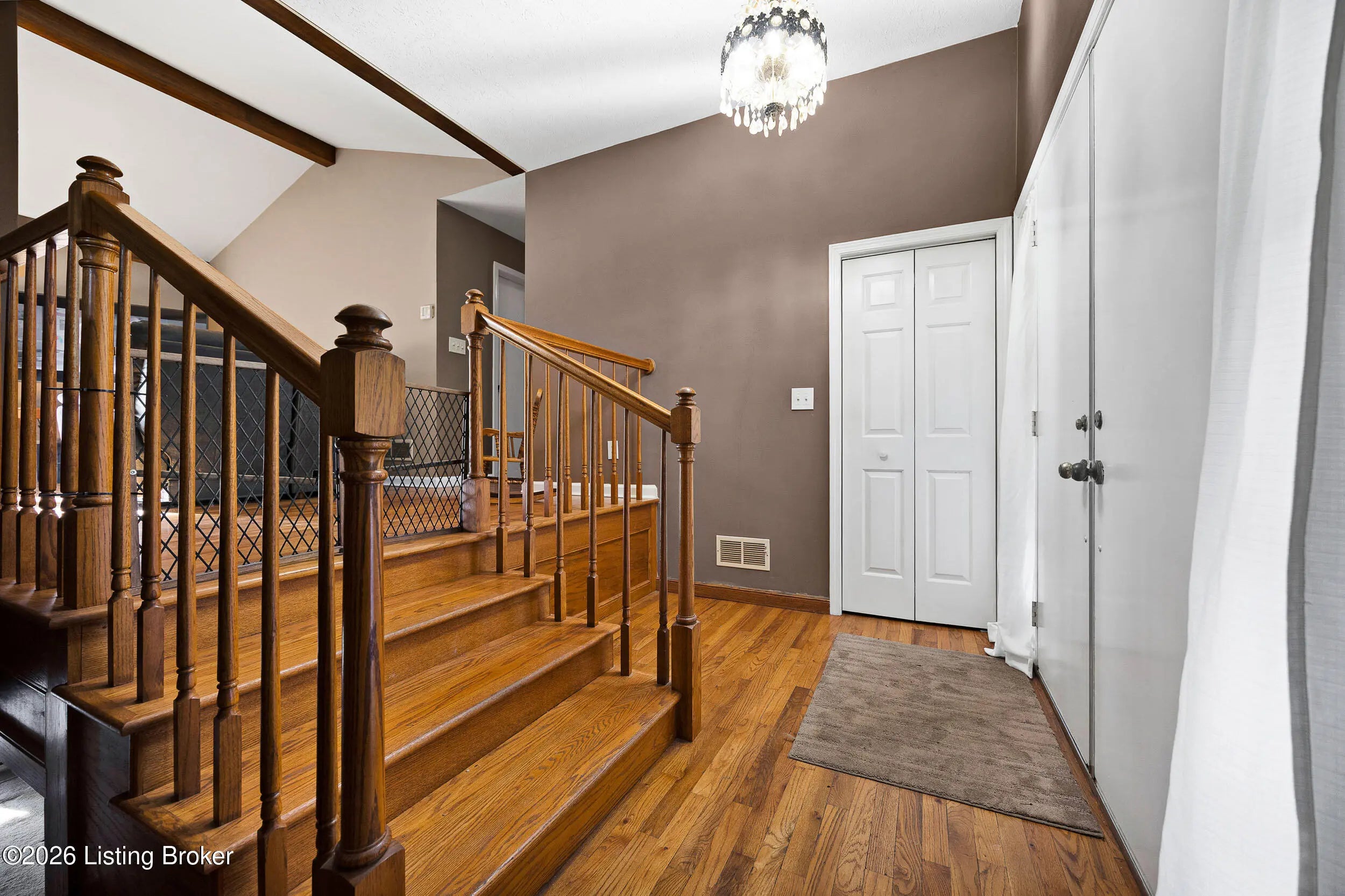 Photo of Listing #1706359