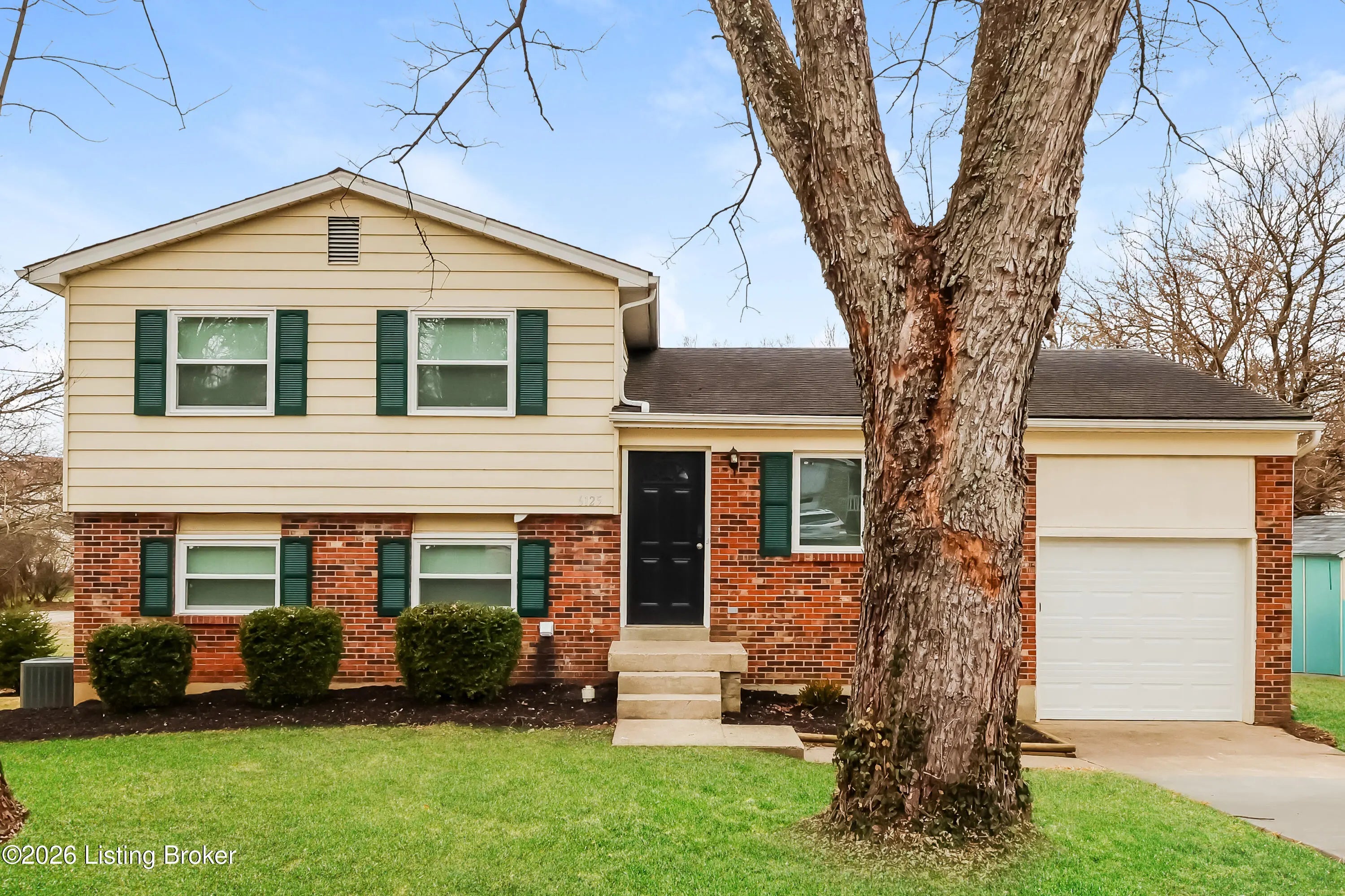 Photo of Listing #1706195