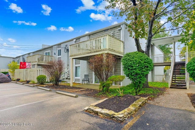 1935 Gardiner Ln G97, Louisville