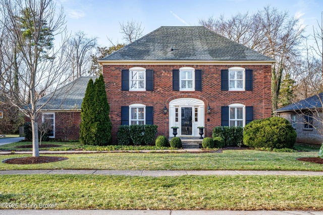 1912 Bainbridge Row Dr, Louisville