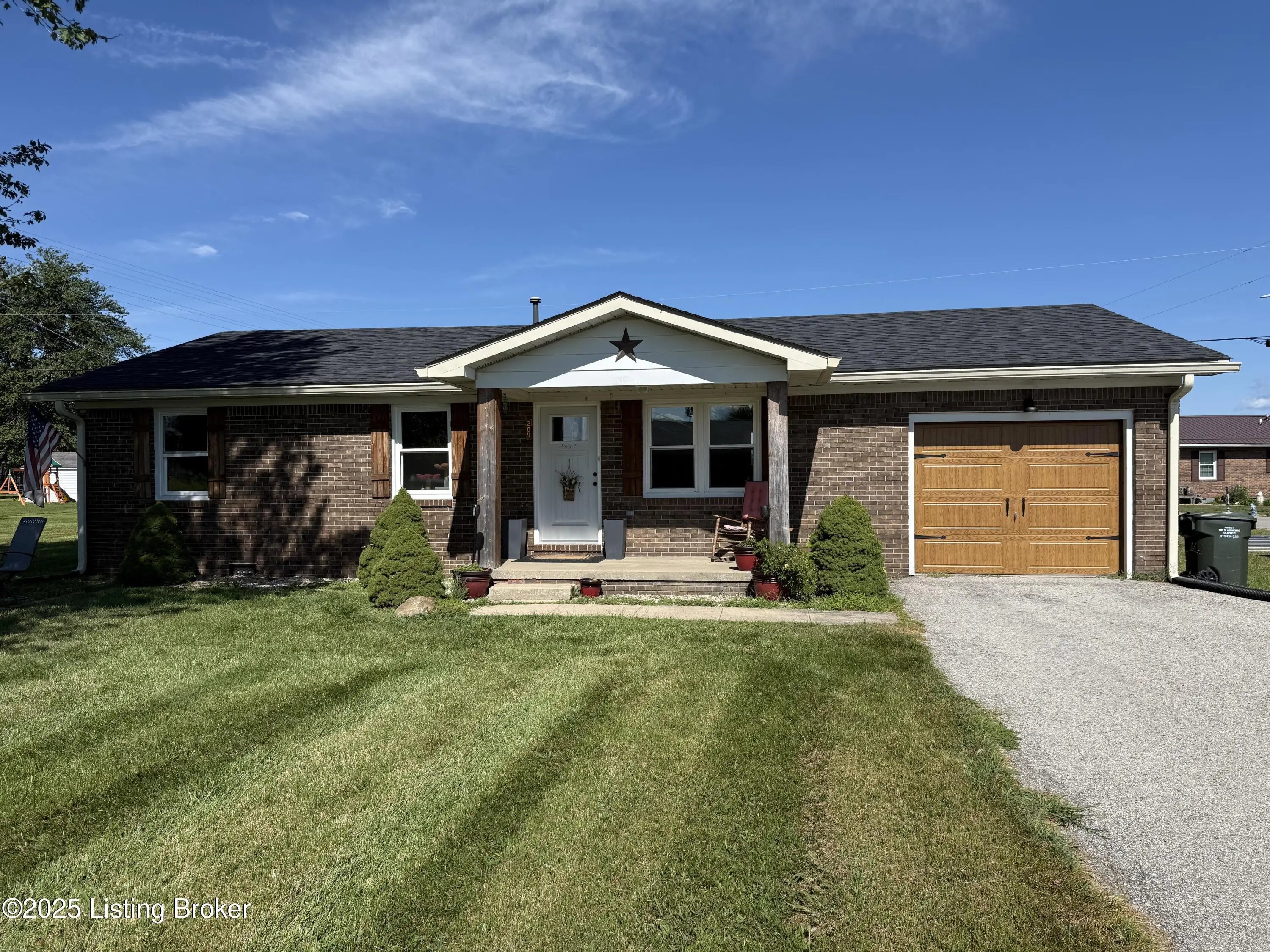 Photo of Listing #1706367