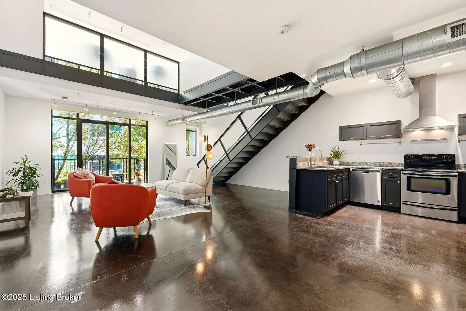 Photo of Listing #1706490