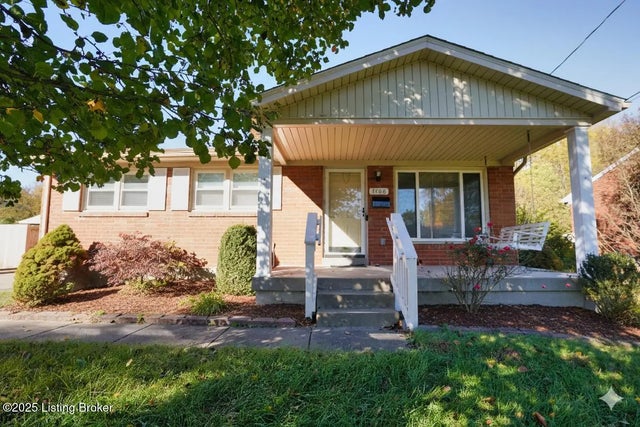 7406 Ronan Dr, Louisville