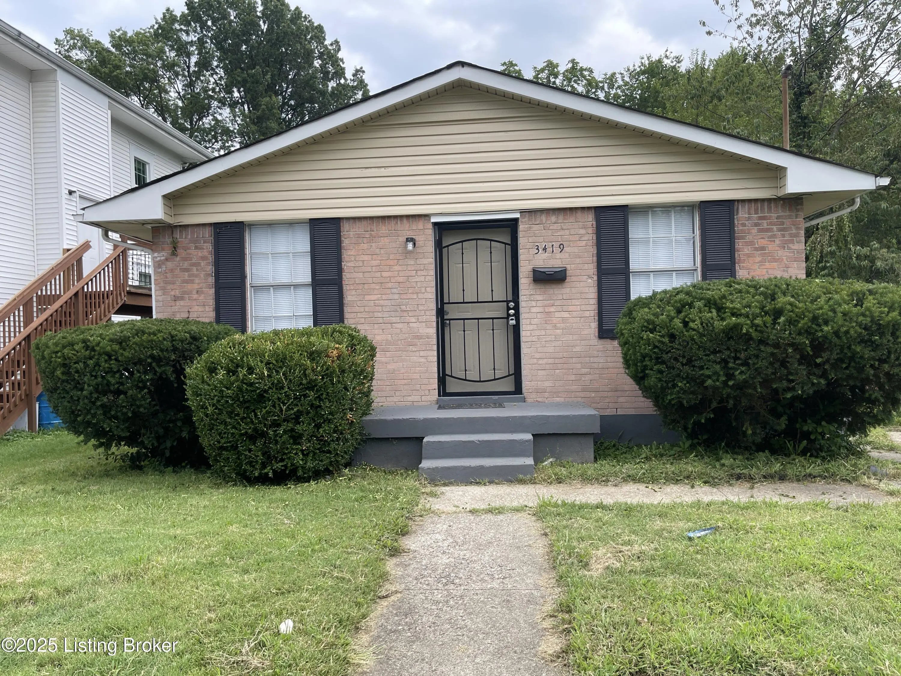 Photo of Listing #1706469