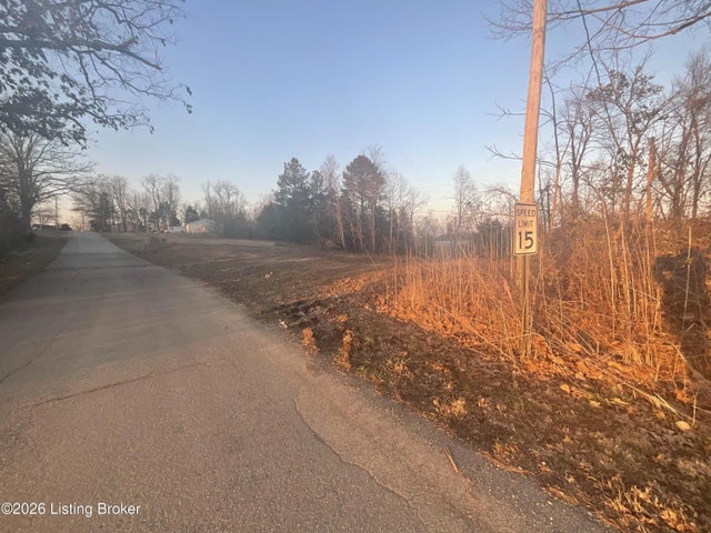 652 Top Hill Rd, Brandenburg