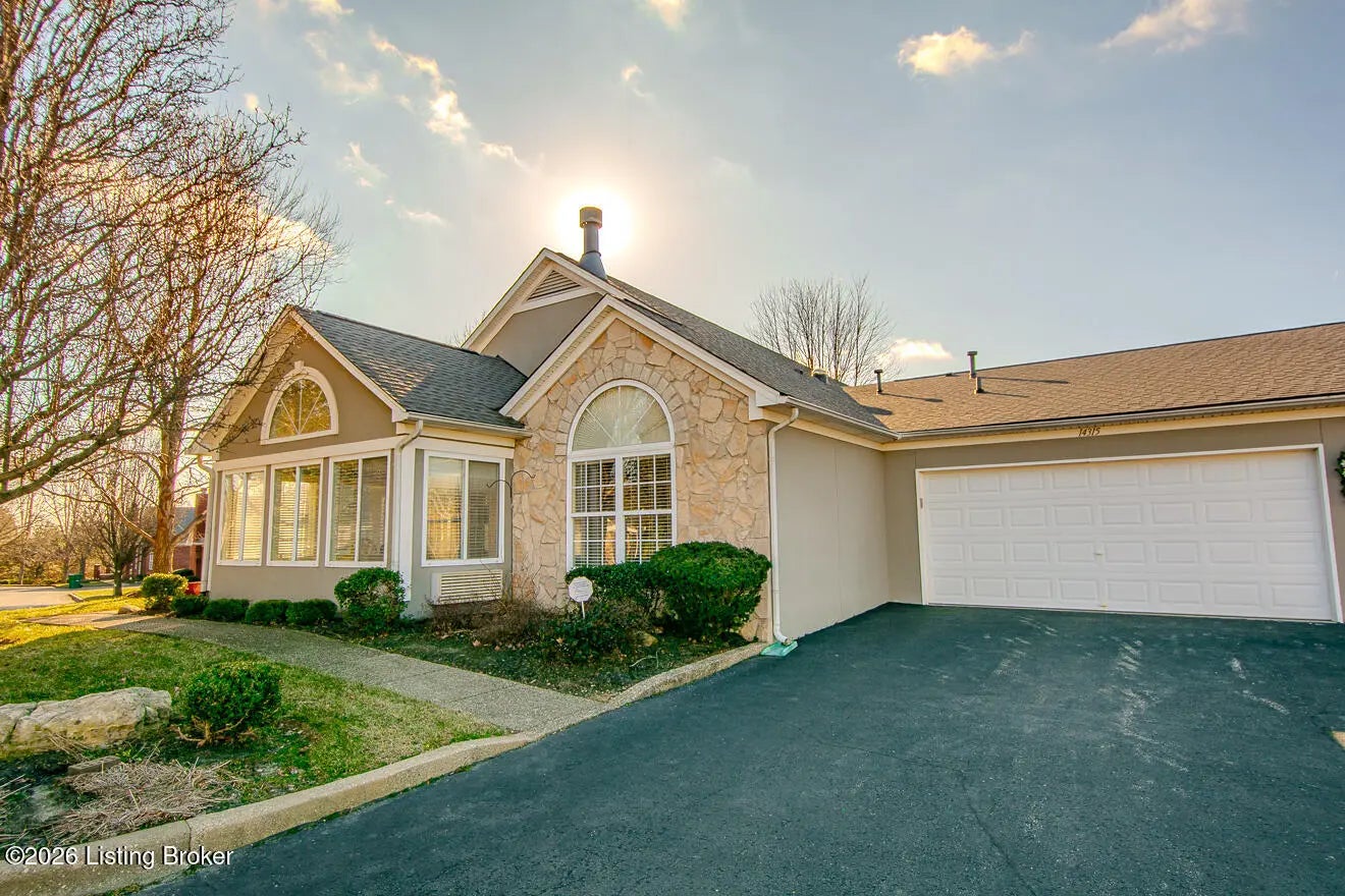 Photo of Listing #1708305