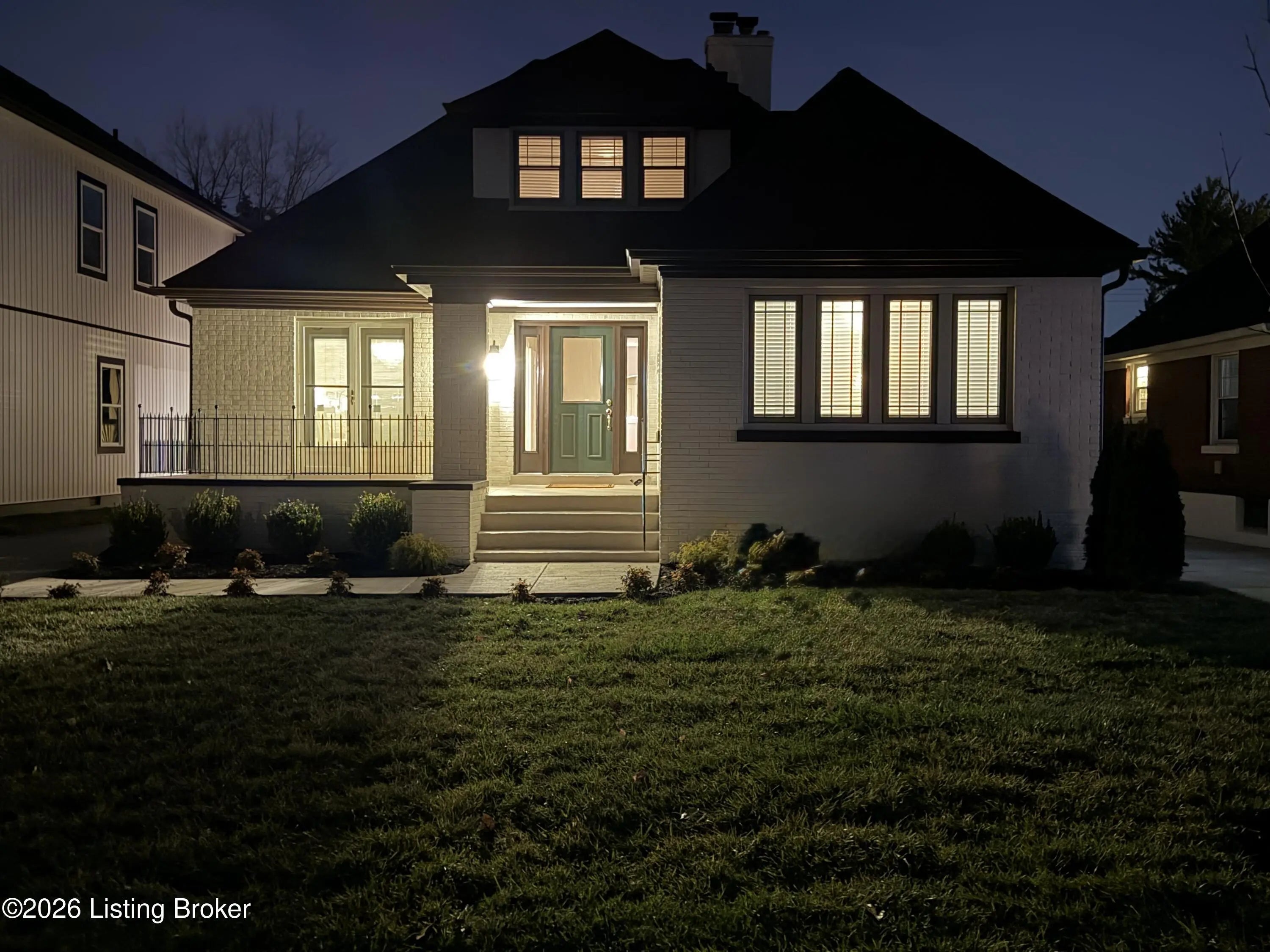 Photo of Listing #1706886