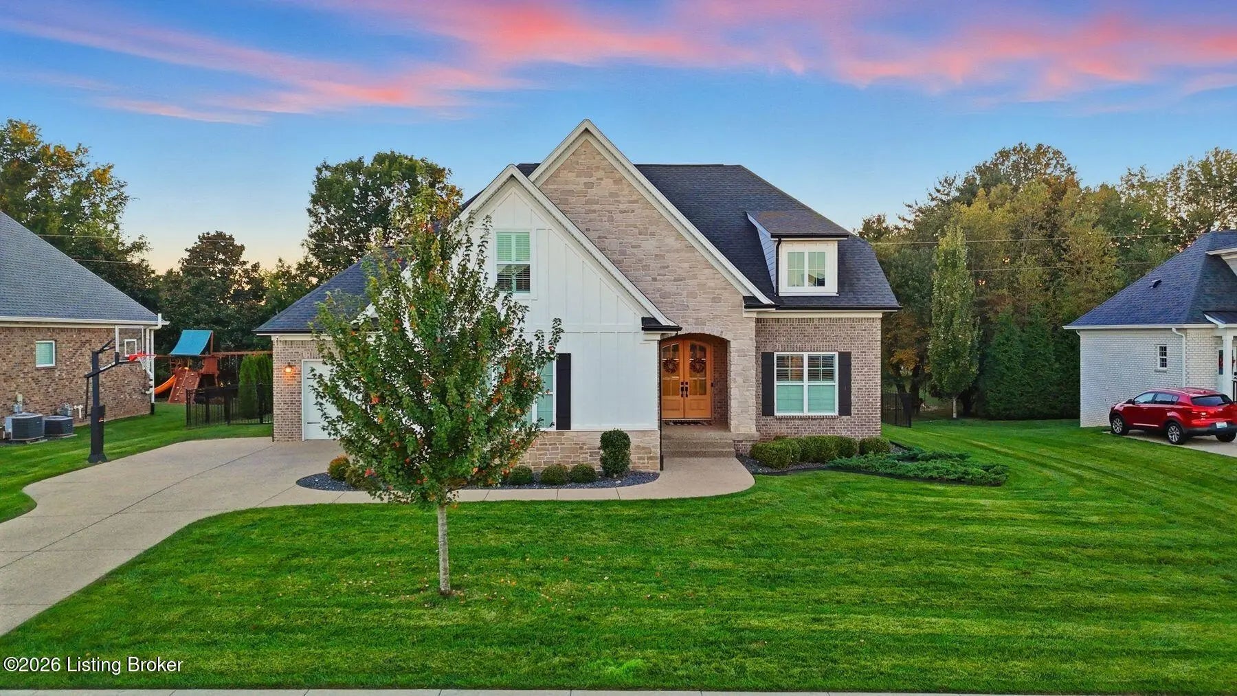 Photo of Listing #1706915