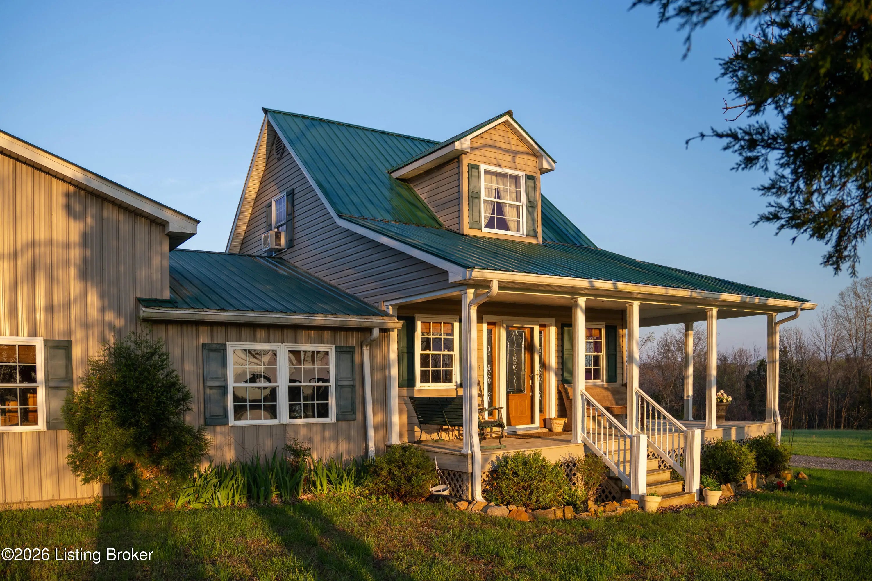 Photo of Listing #1706893