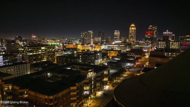 324 E Main St Unit 419, Louisville