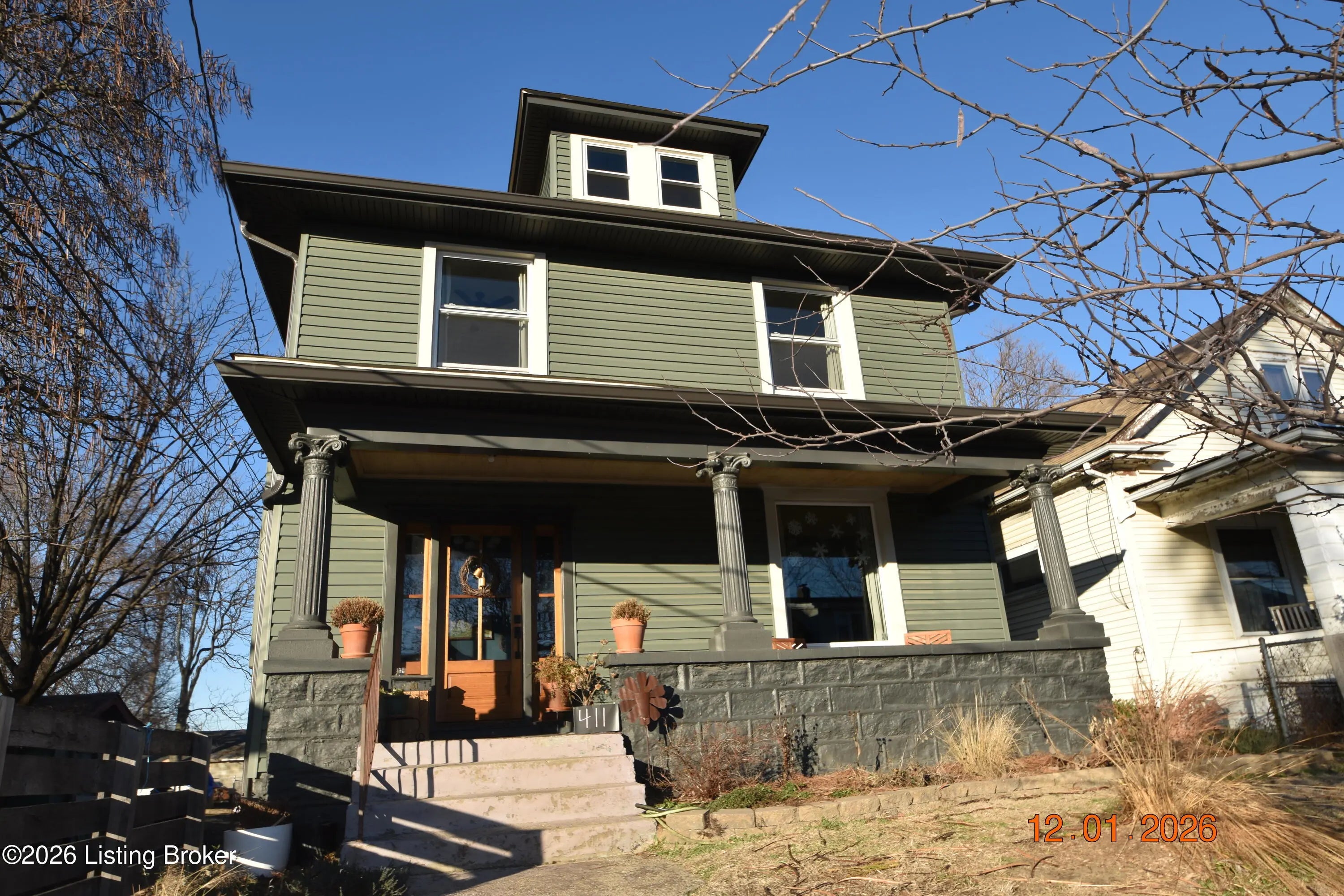 Photo of Listing #1707056