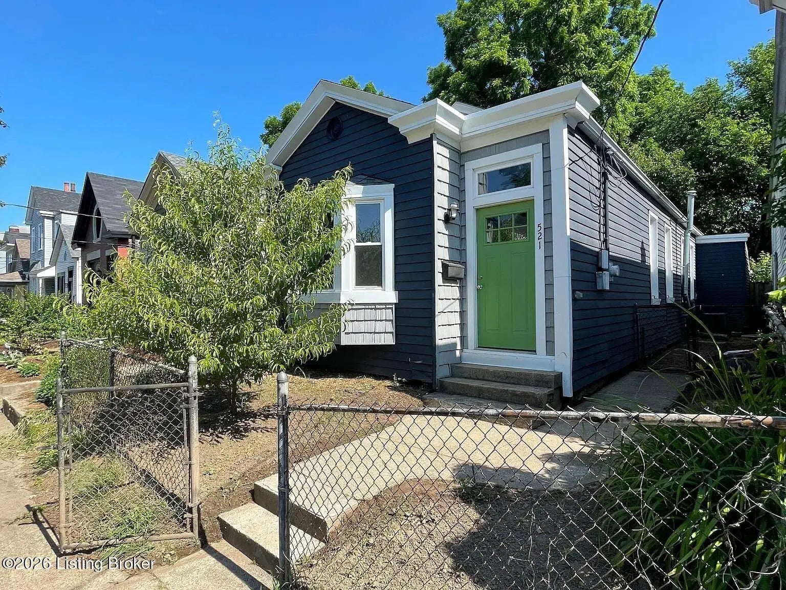 Photo of Listing #1707072