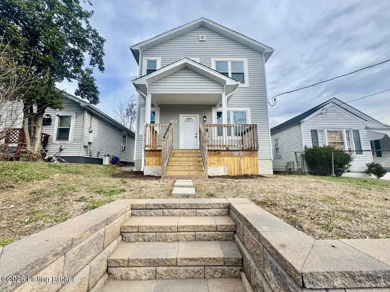 Photo of Listing #1707112