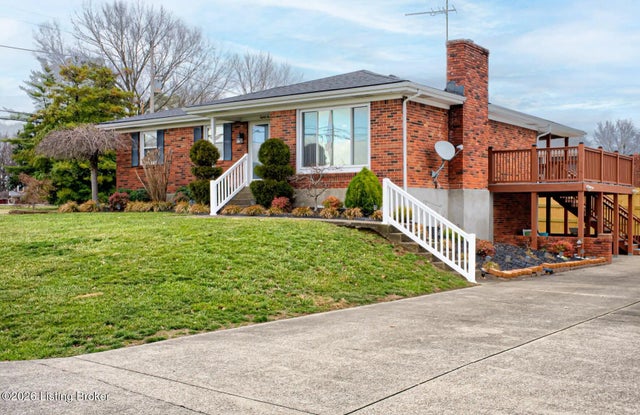 8501 Gregory Way, Louisville