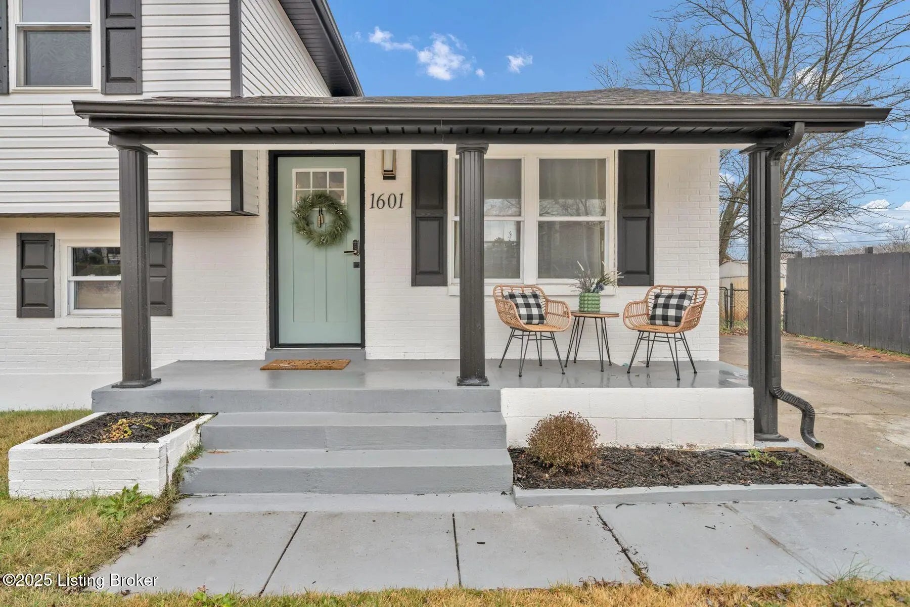 Photo of Listing #1707180