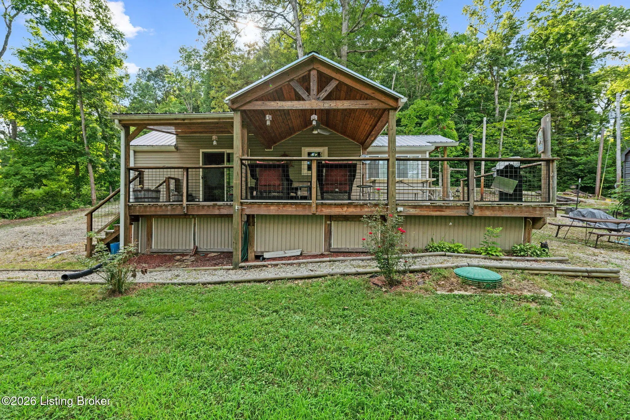 Photo of Listing #1709922