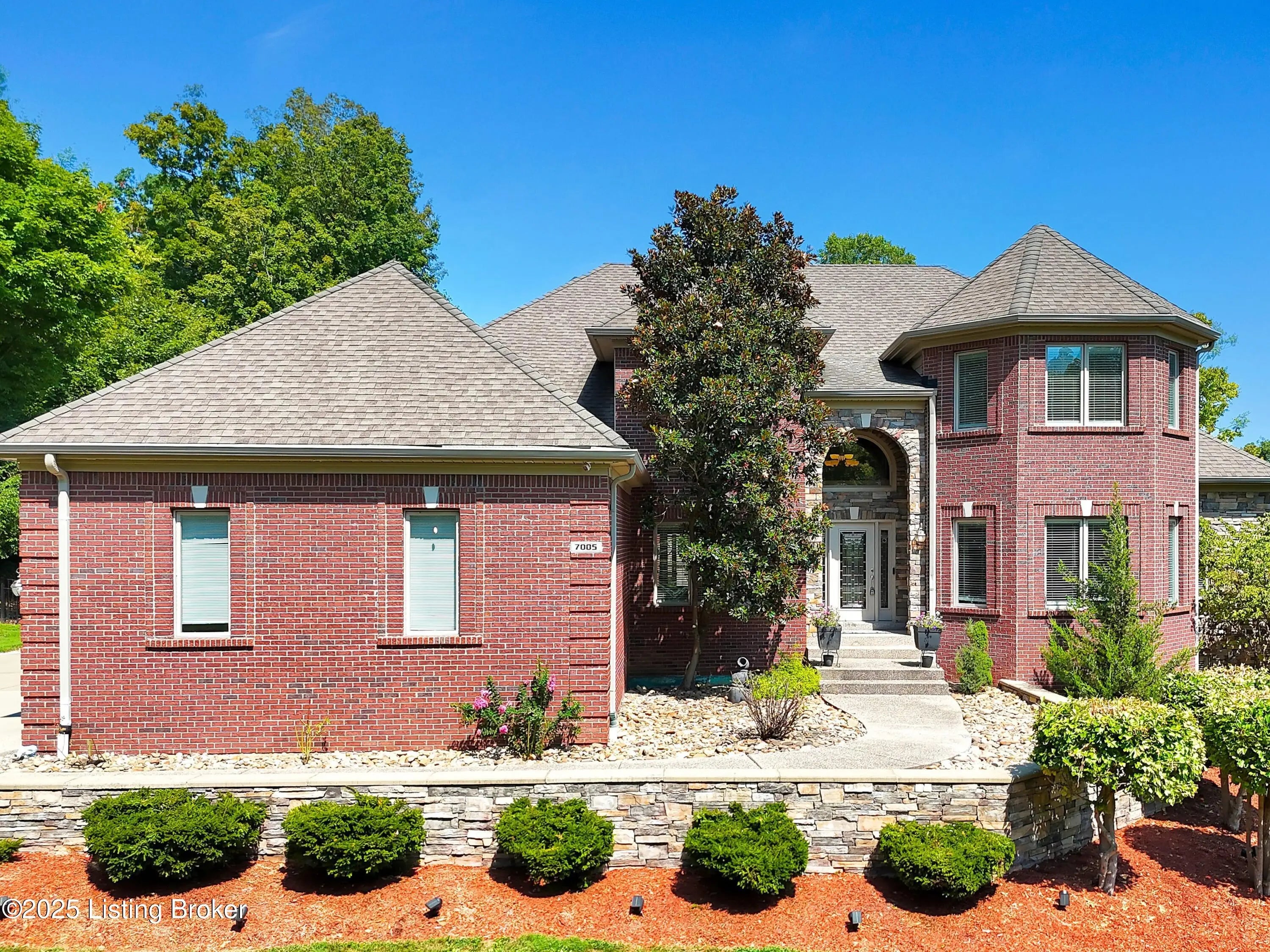 Photo of Listing #1707250