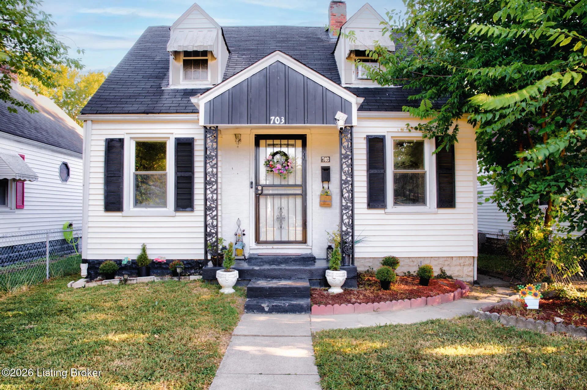 Photo of Listing #1707891