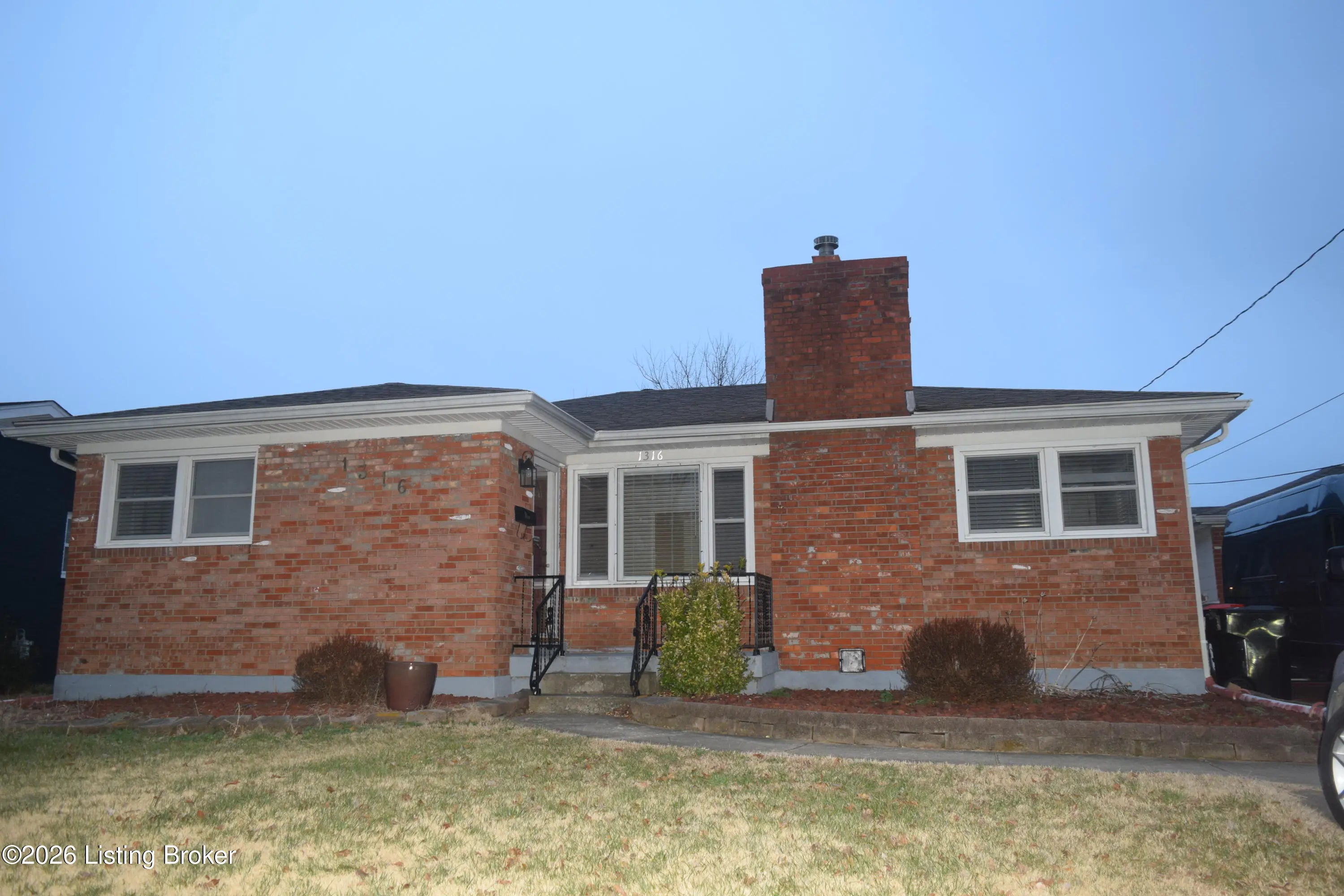 Photo of Listing #1707331