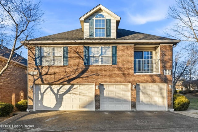 7927 Grand Cascade Dr, Louisville