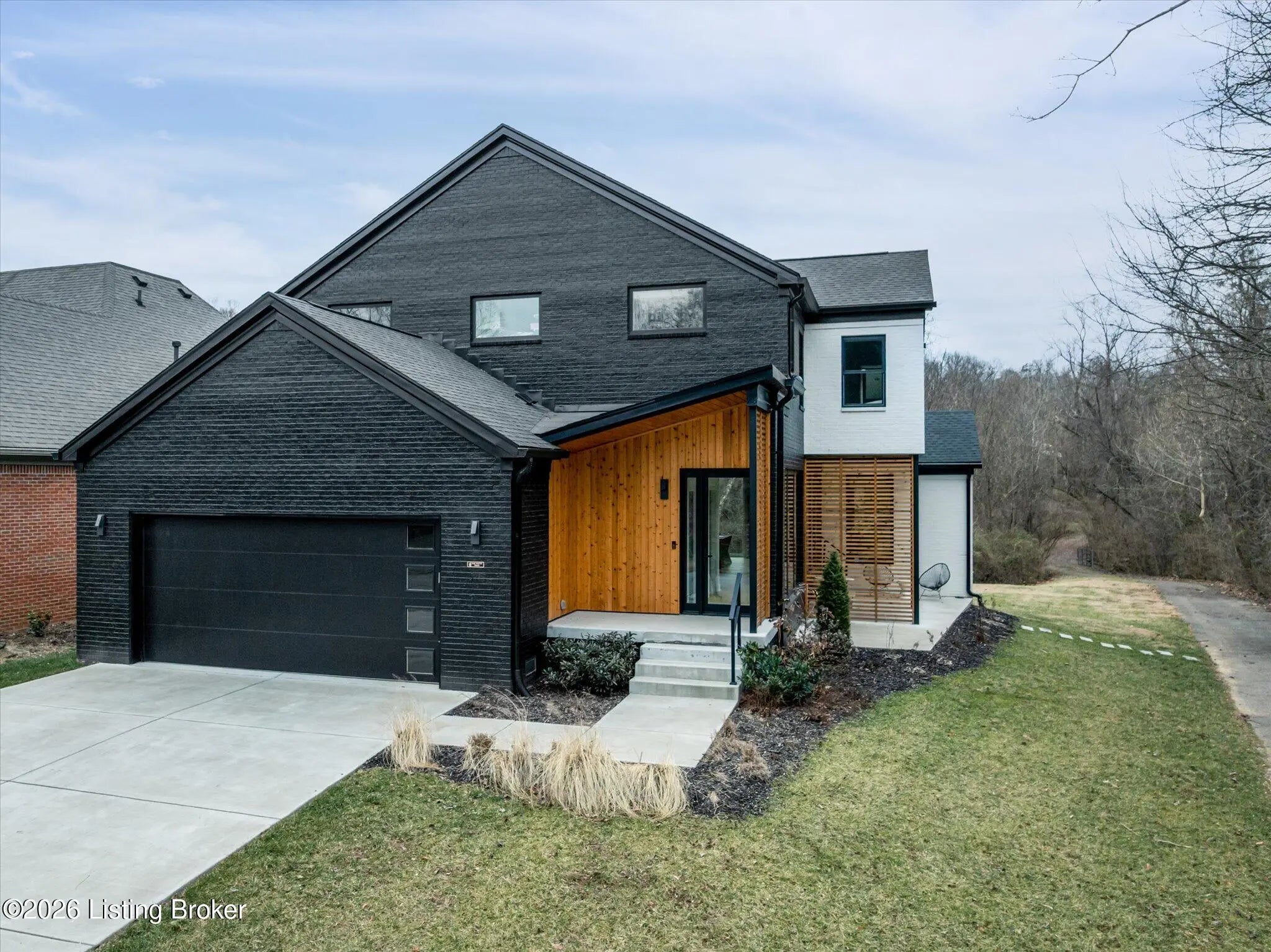 Photo of Listing #1707369