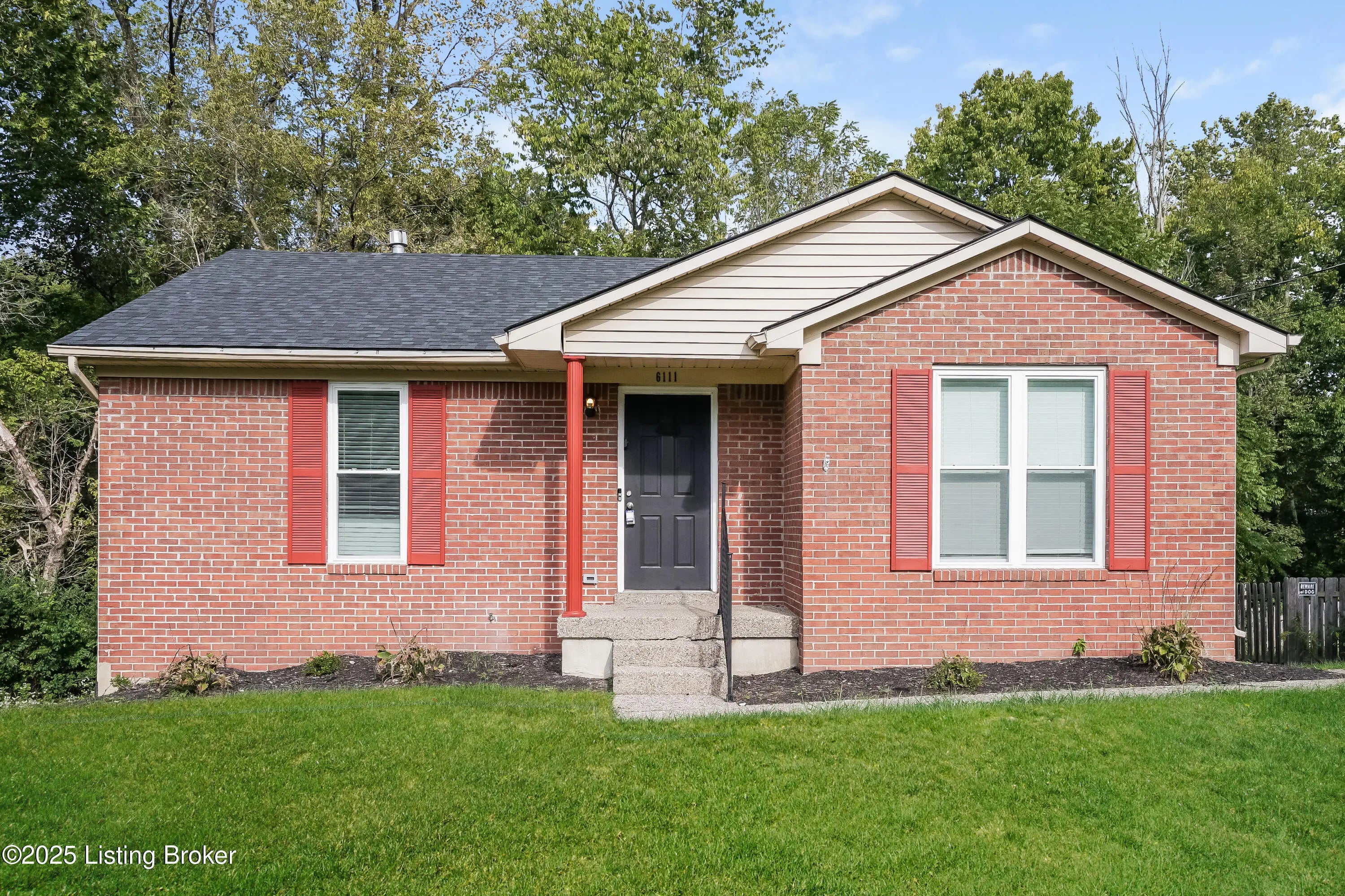 Photo of Listing #1707421