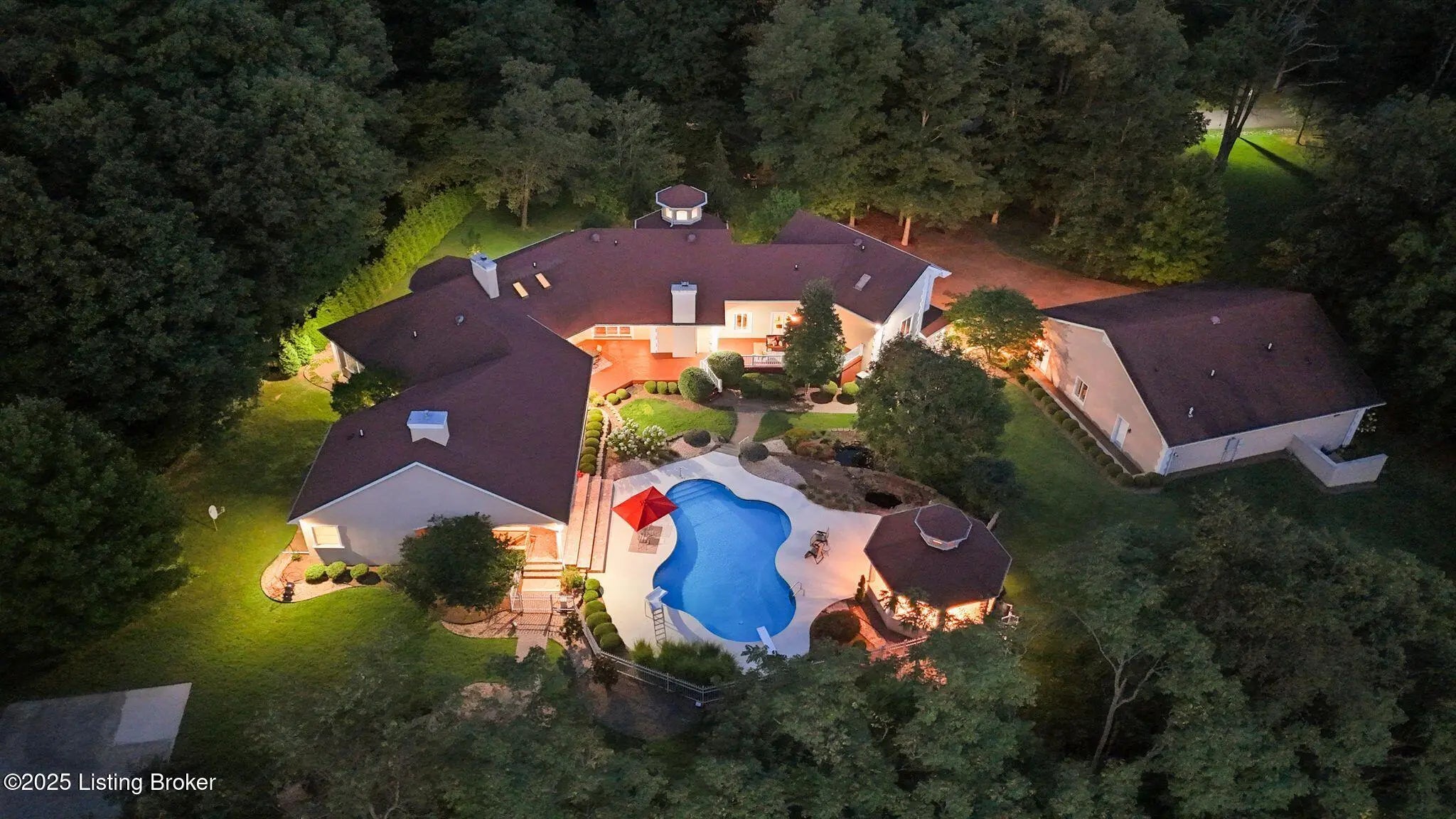 Photo of Listing #1707491