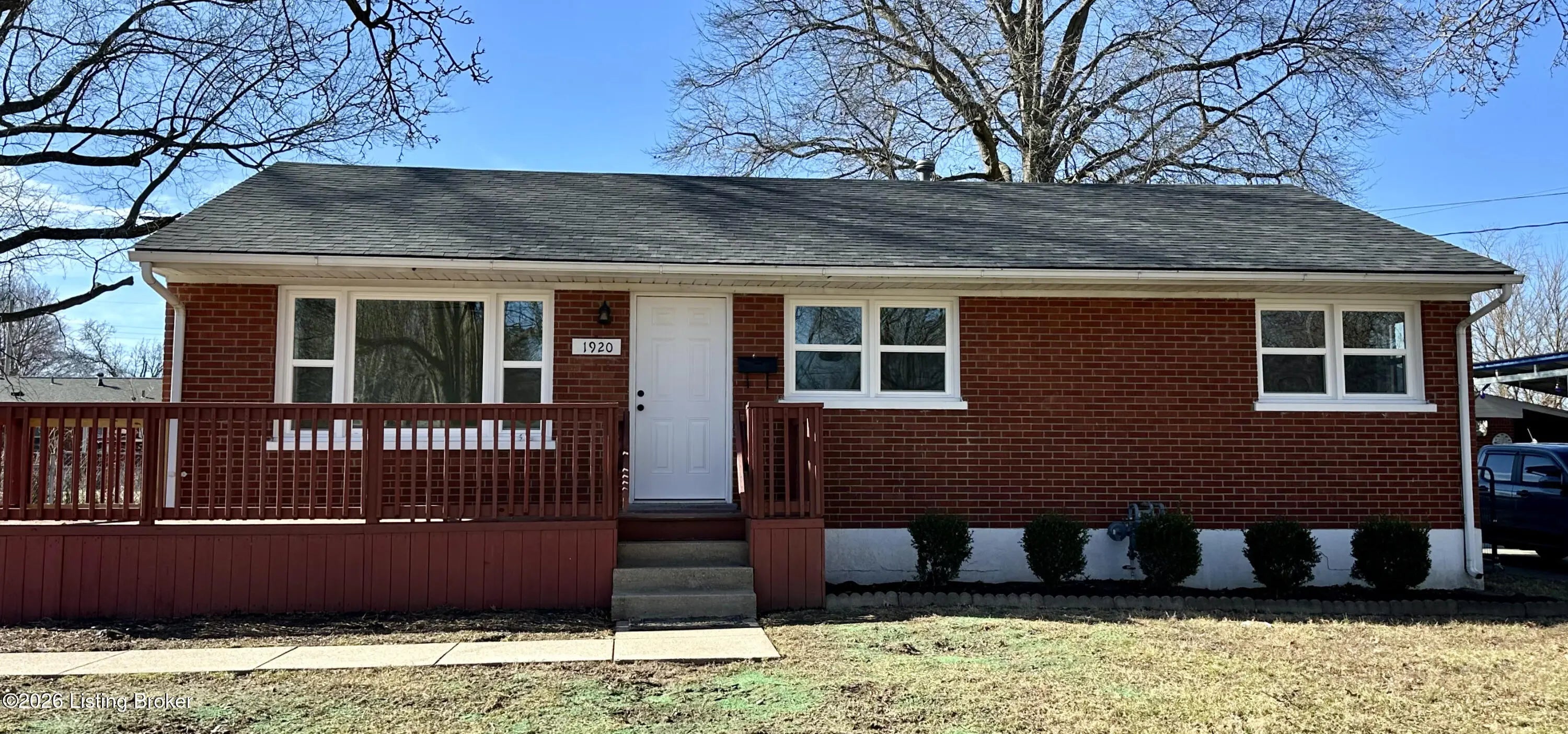 Photo of Listing #1709515