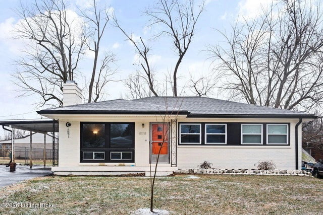 8518 Smithton Rd, Louisville