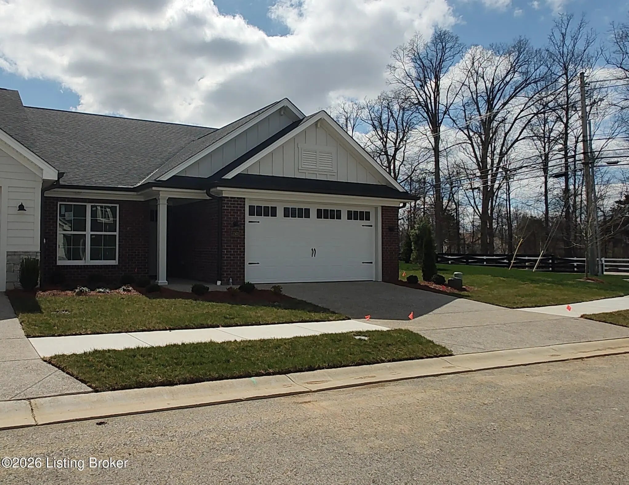 Photo of Listing #1707752