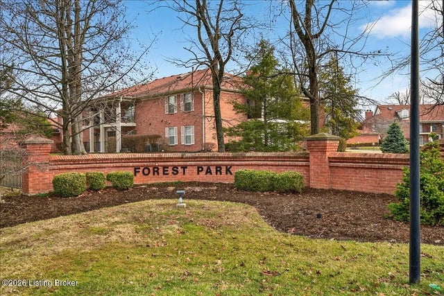 1306 Forest Park Rd, Louisville