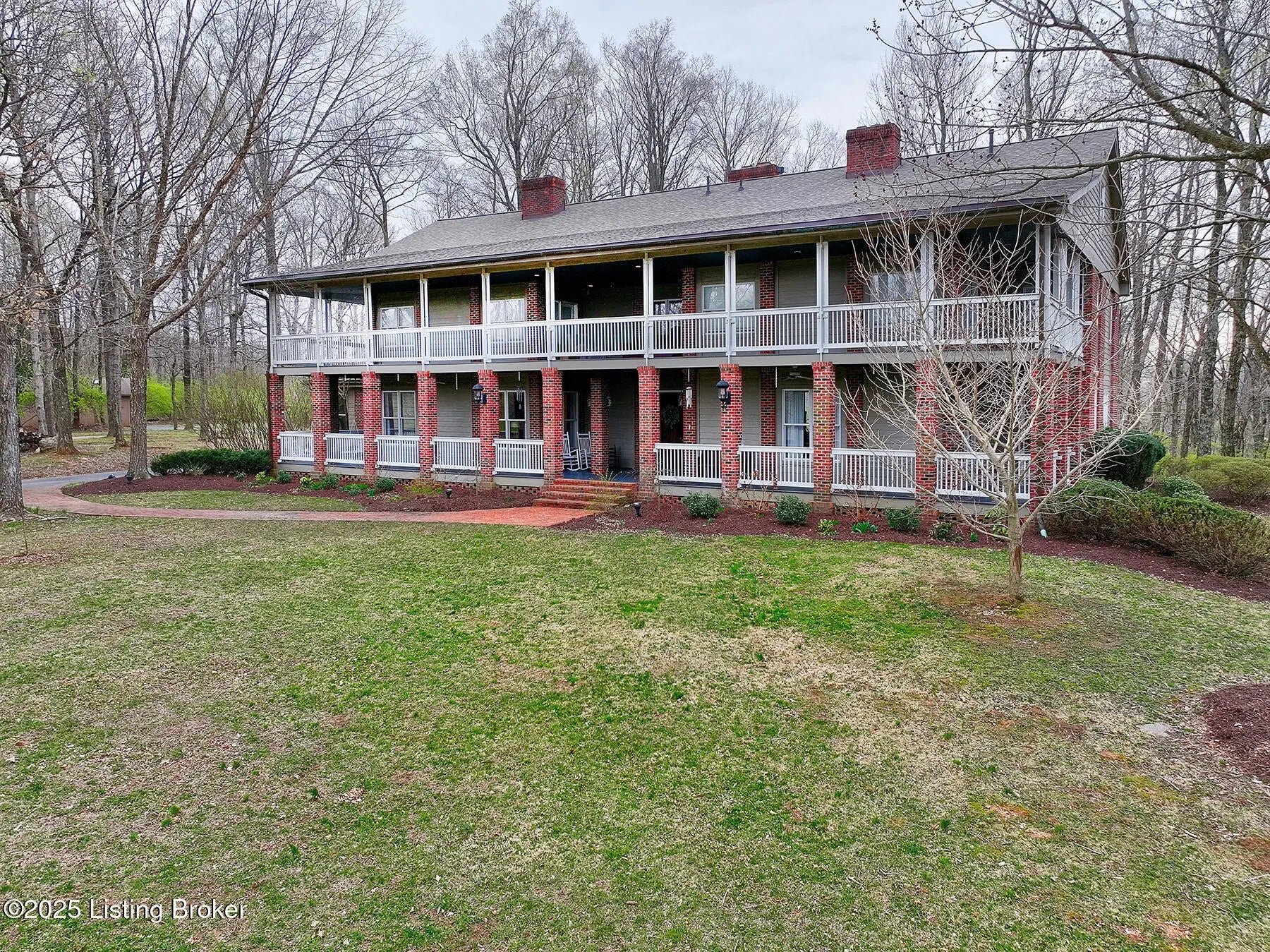 Photo of Listing #1709045