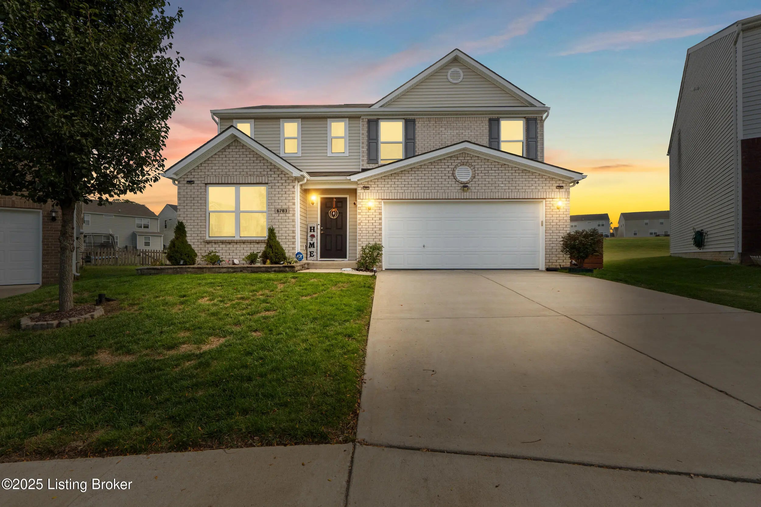 Photo of Listing #1707928