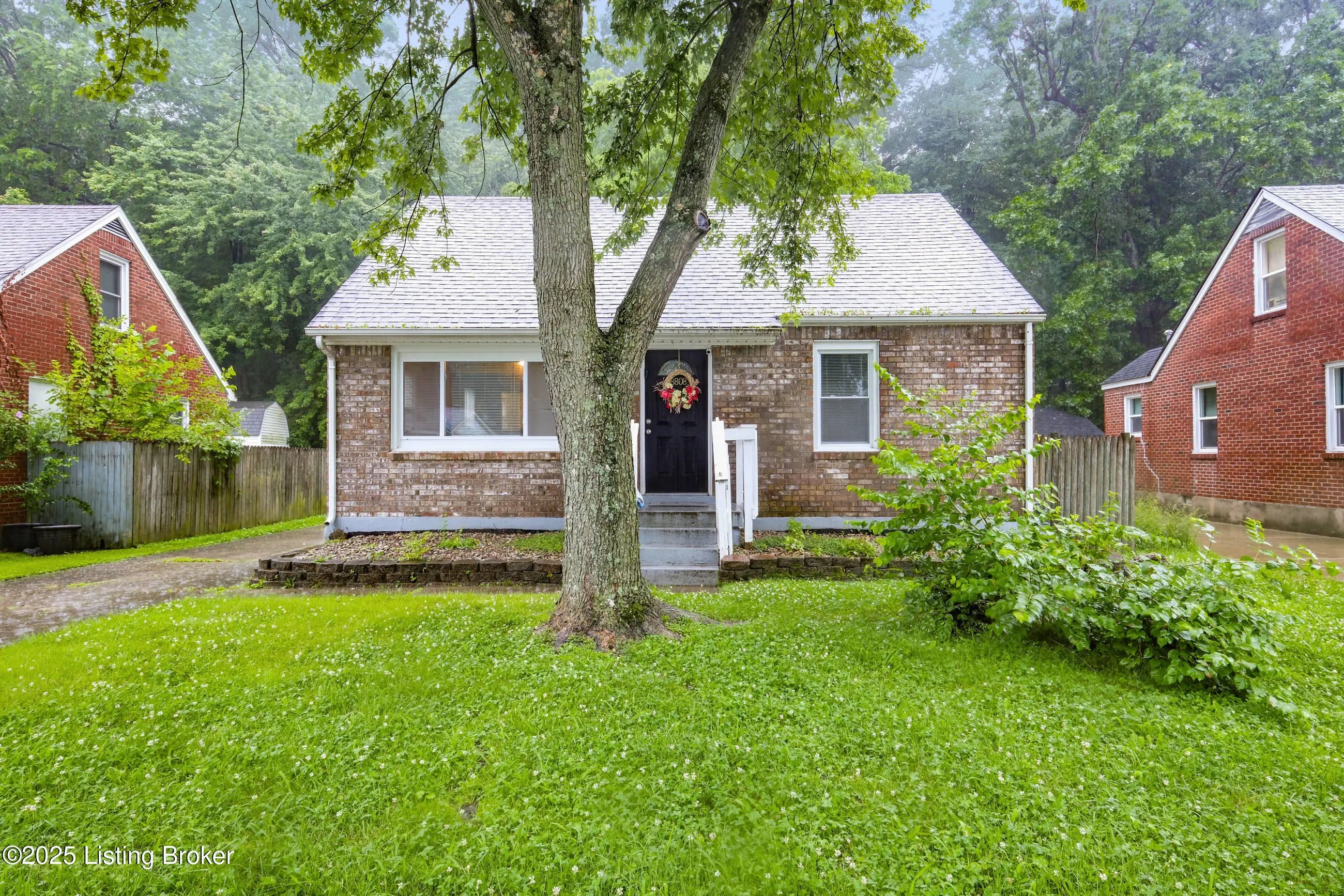 Photo of Listing #1707975