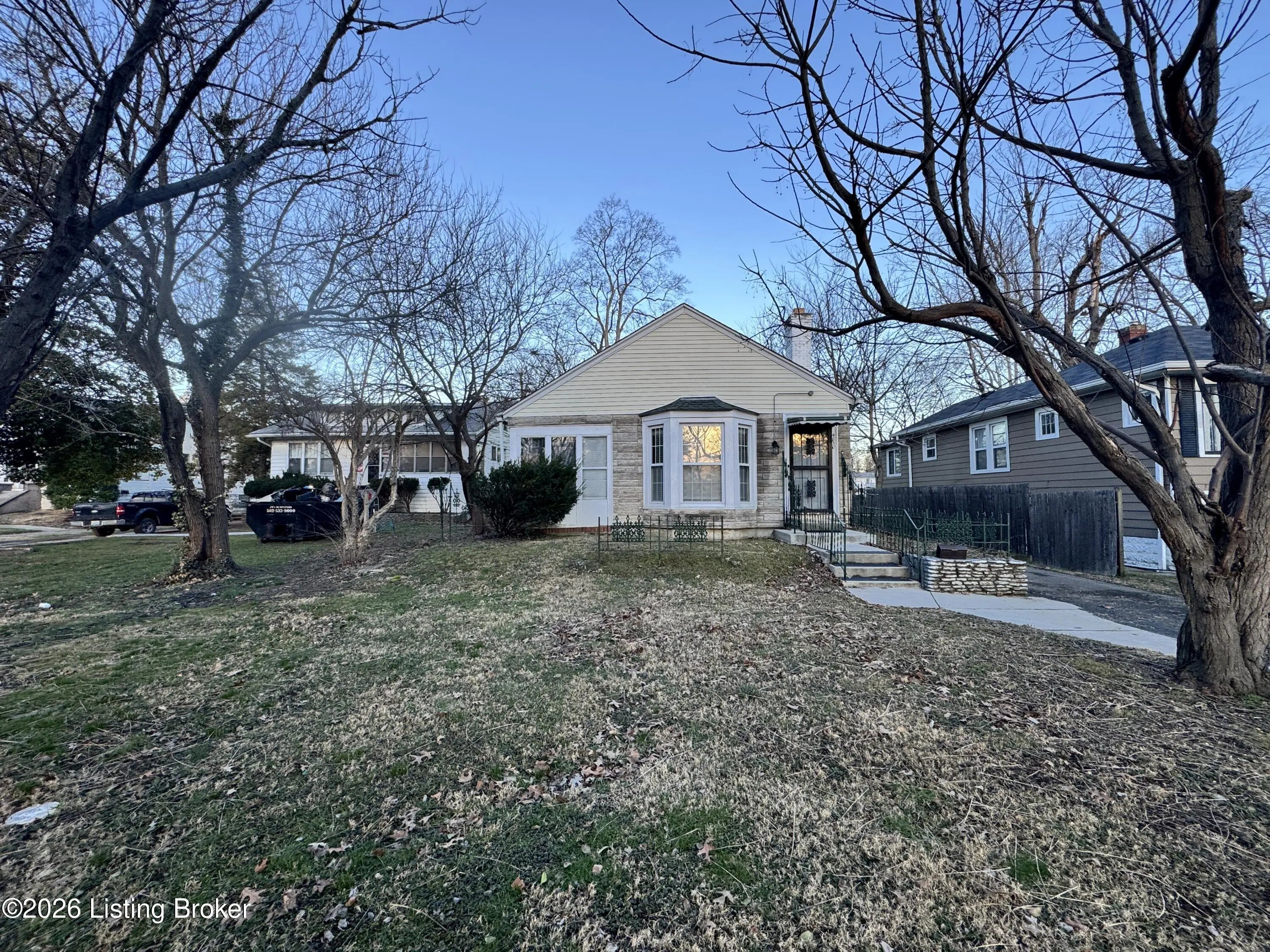 Photo of Listing #1708086