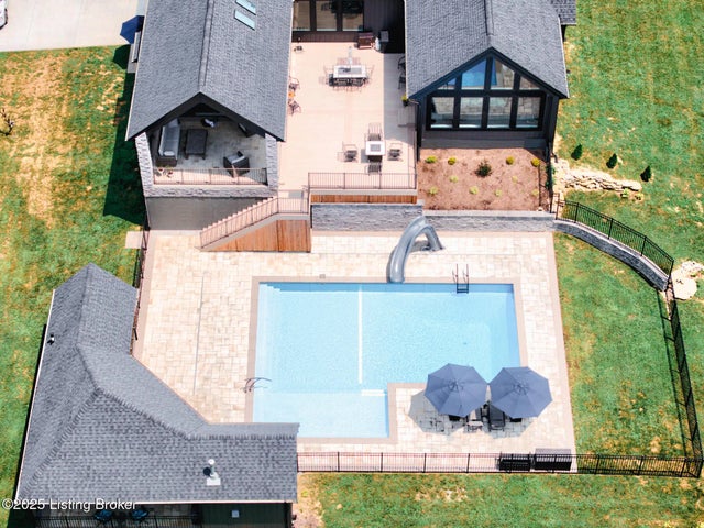 199 Allen Place East, Taylorsville