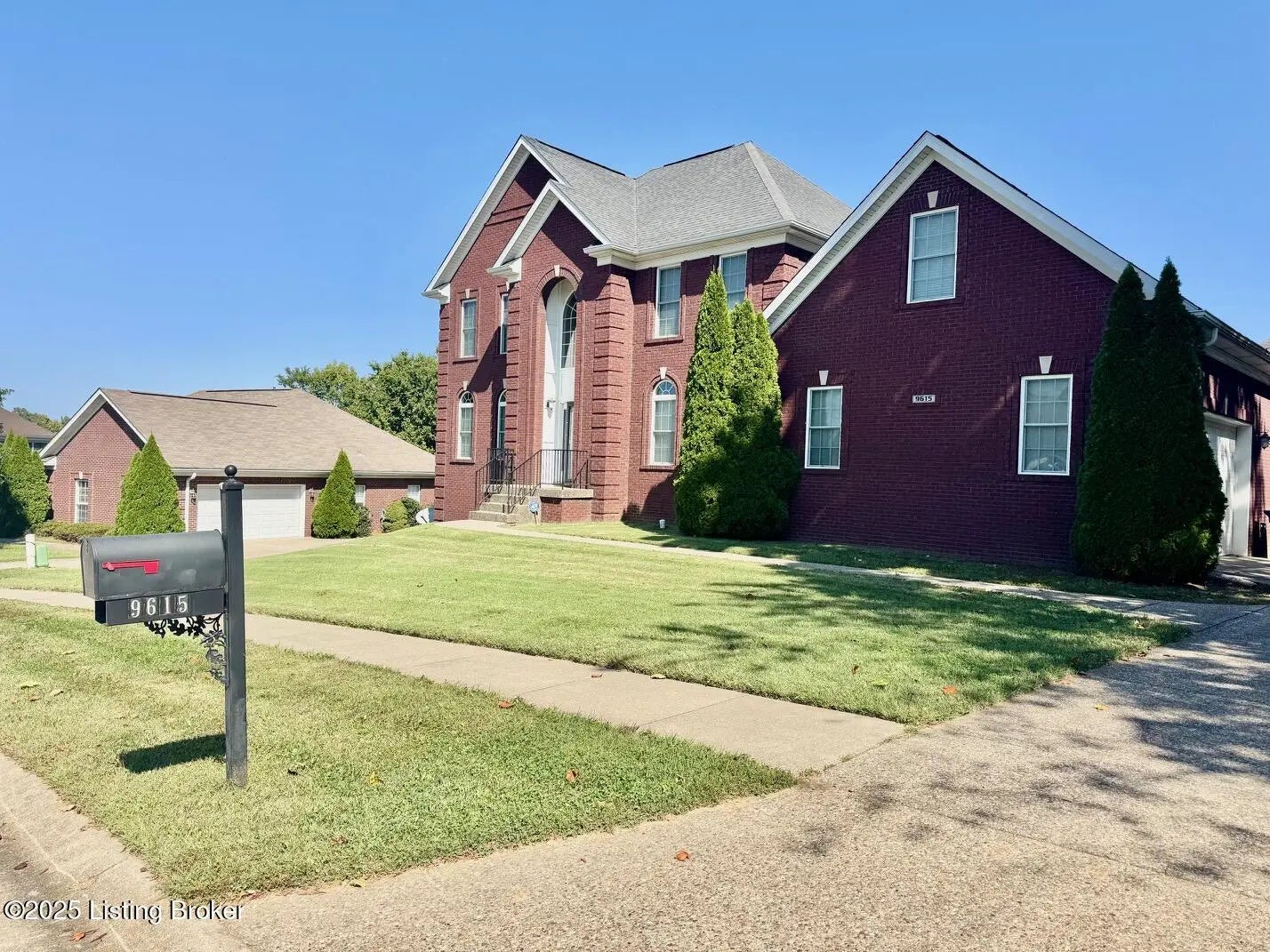 Photo of Listing #1708197