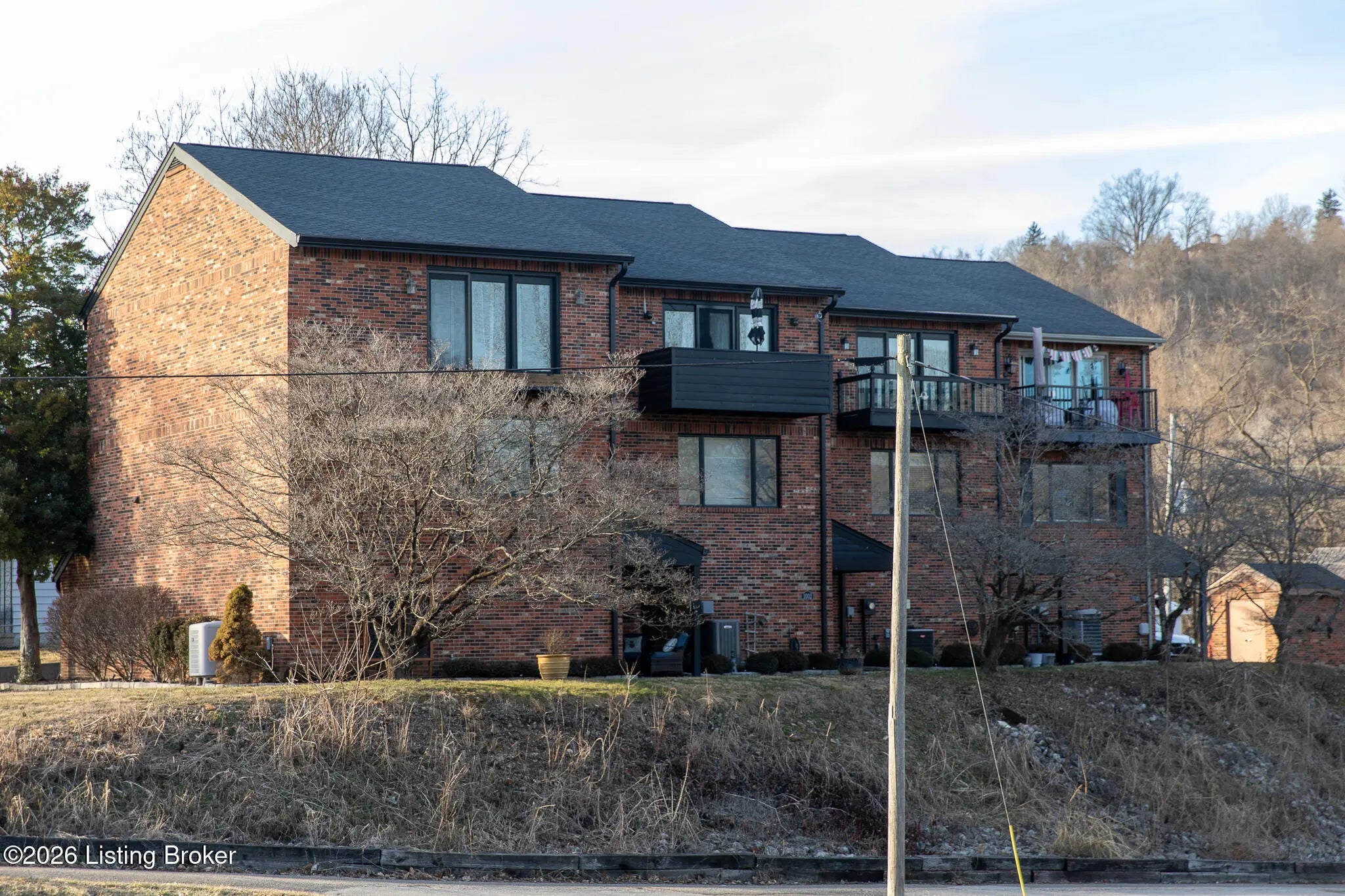 Photo of Listing #1708218