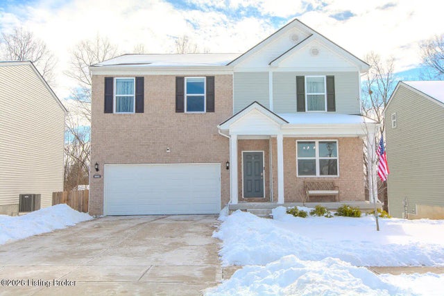 6002 White Pine Ln, La Grange