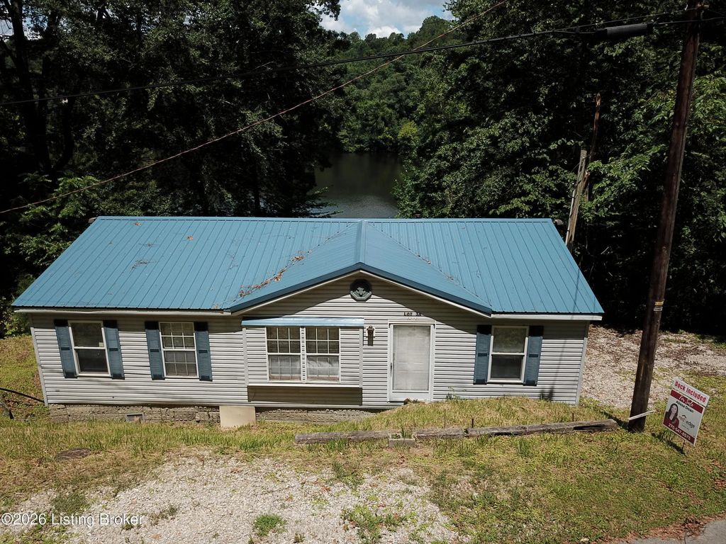 672 Fentress Hideout Ln, Westview