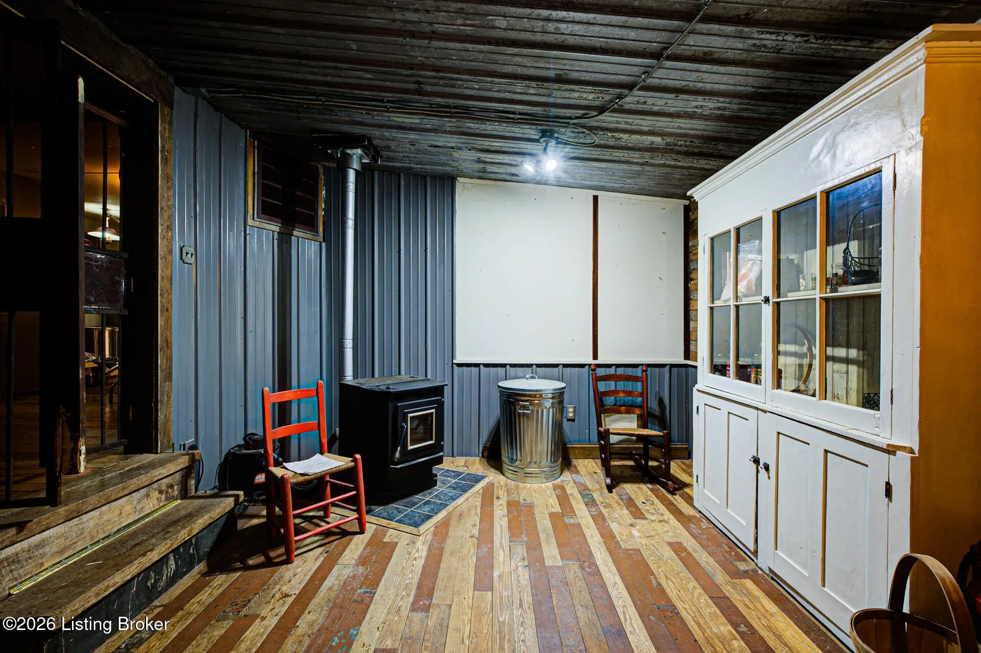 Photo of Listing #1708325