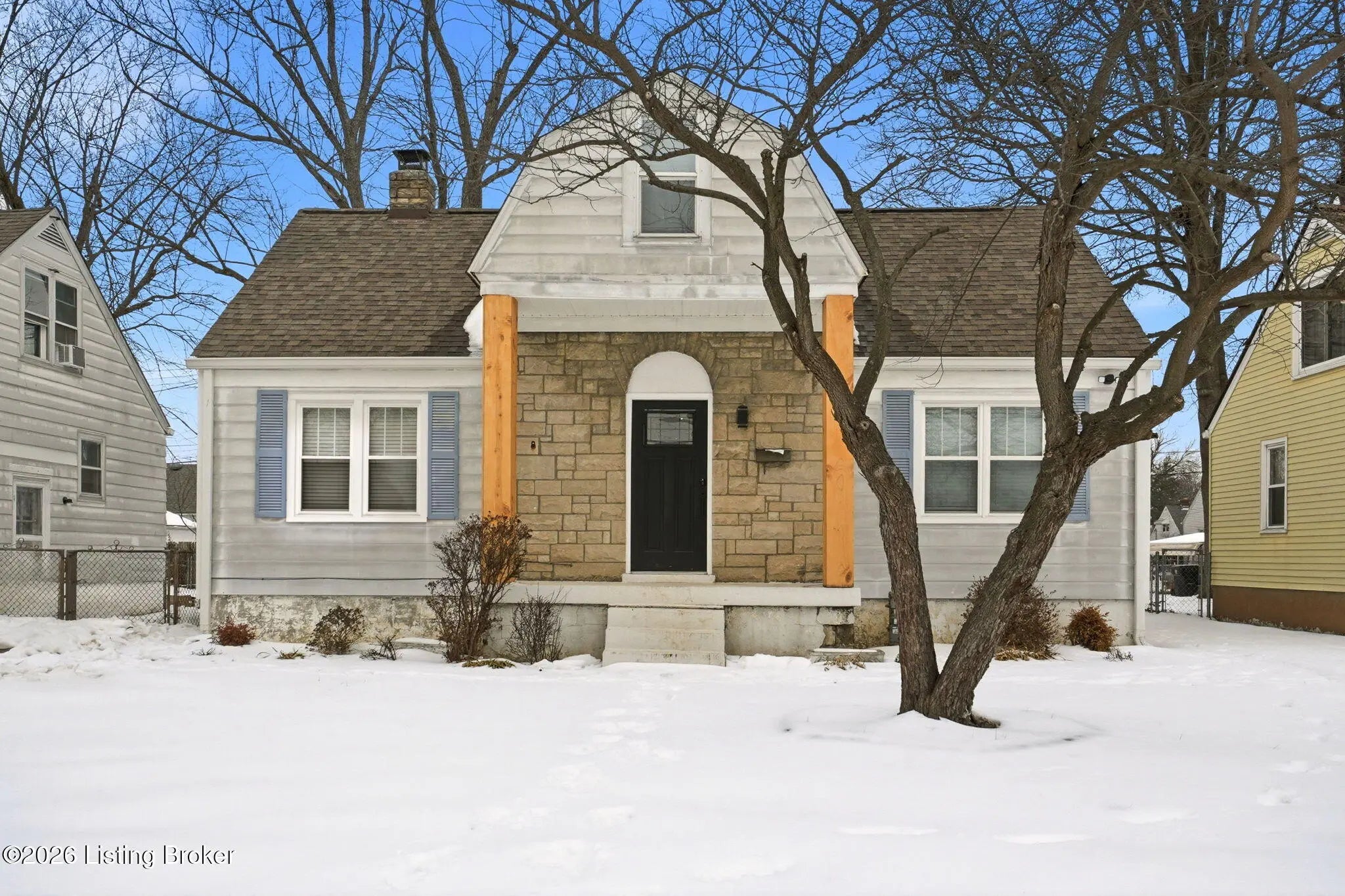 Photo of Listing #1708351