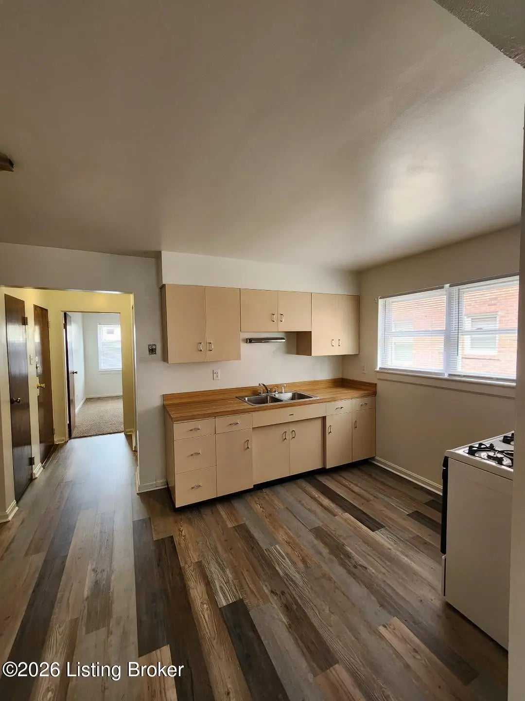 Photo of Listing #1708366