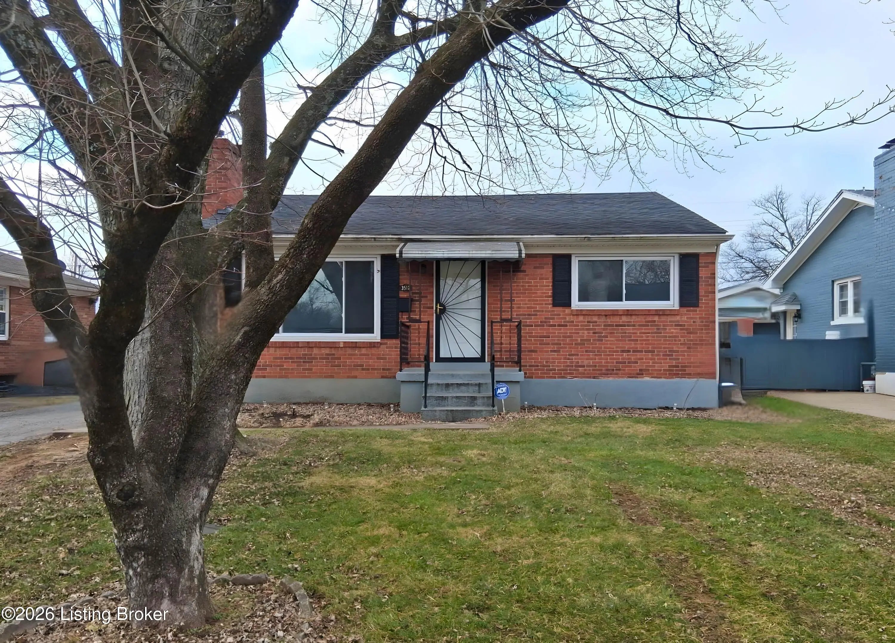 Photo of Listing #1708386