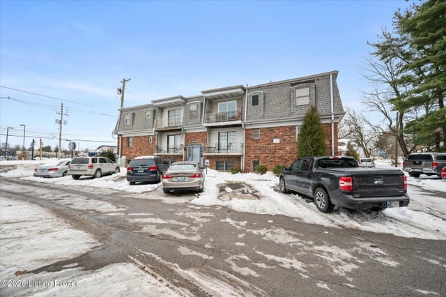 9614 Westport Rd Apt 9, Louisville