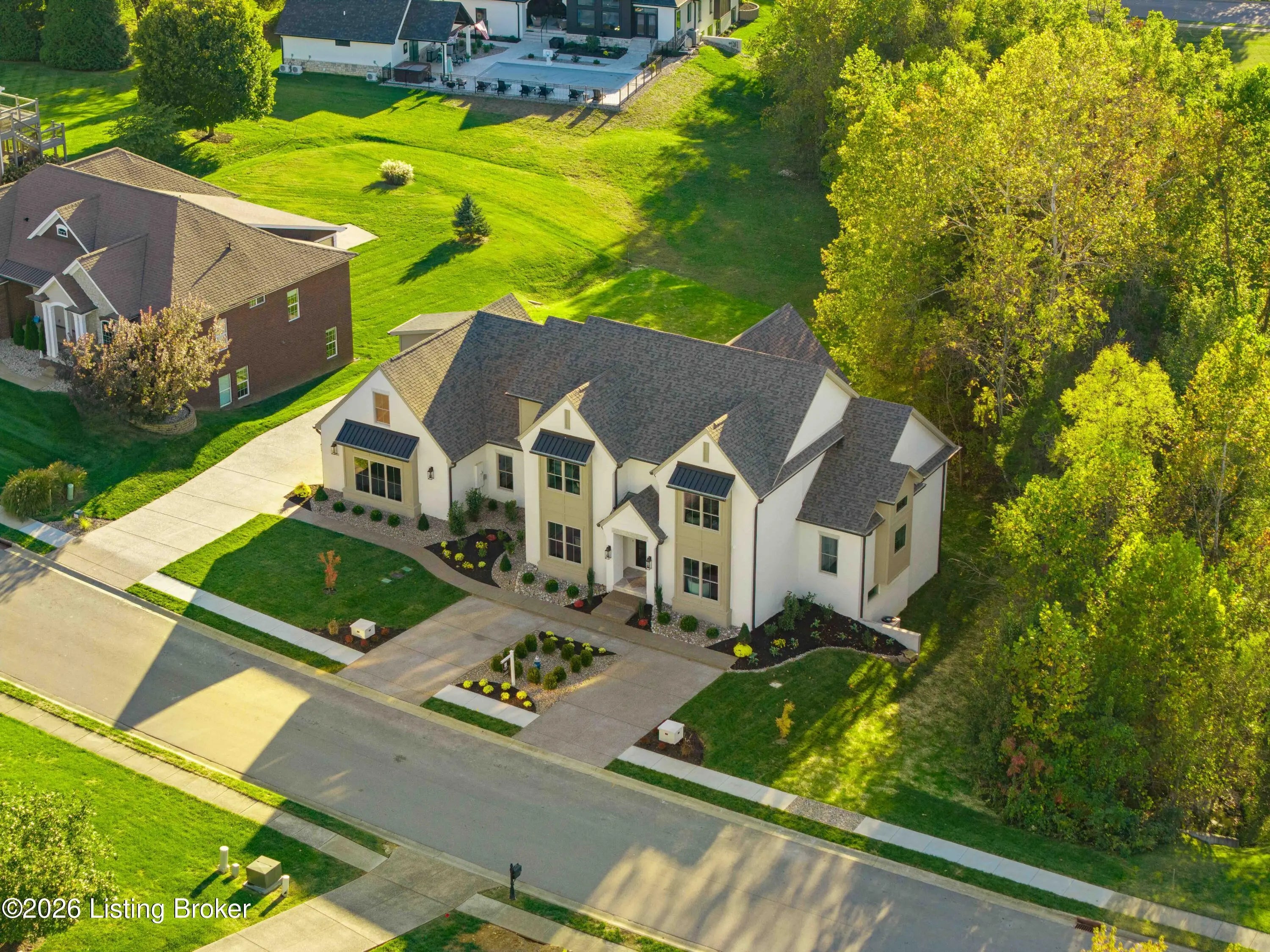 Photo of Listing #1708539