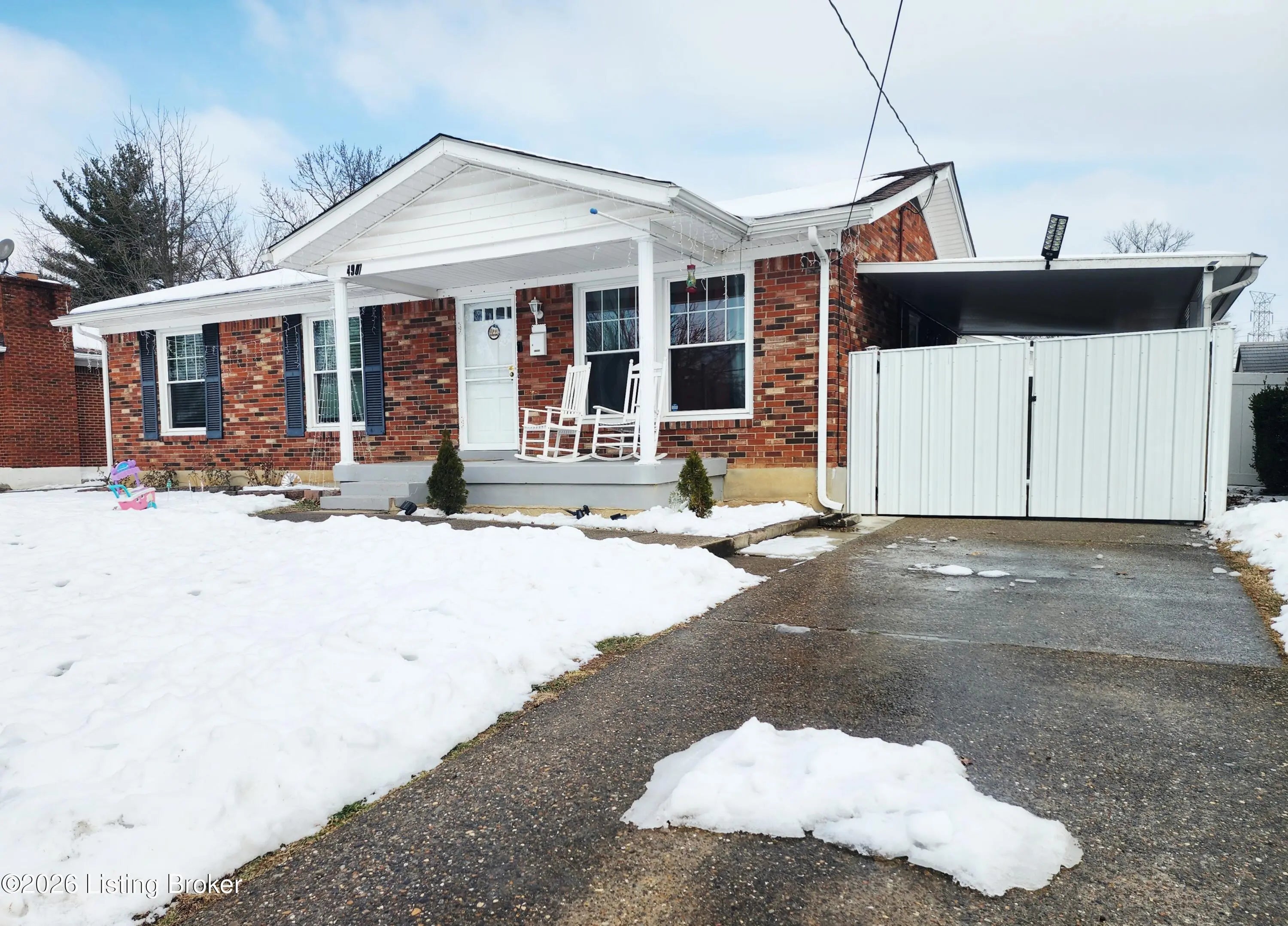 Photo of Listing #1708565