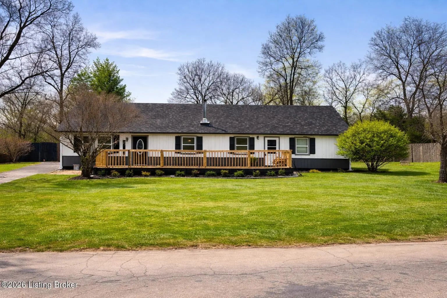 Photo of Listing #1708585