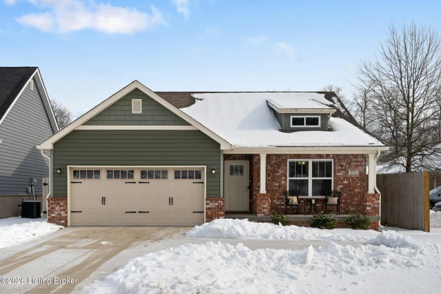 411 Washburn Ave, Lyndon